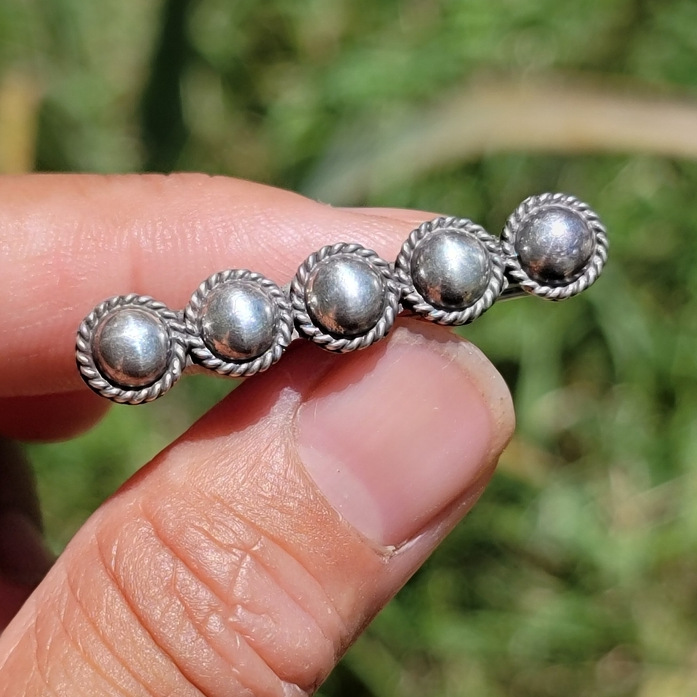 Vintage Native American Diné 1920's 925 sterling silver five satellite cluster